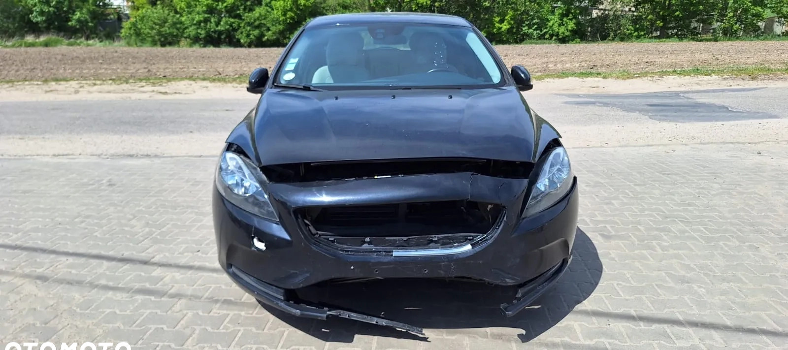 Volvo V40 cena 16900 przebieg: 244000, rok produkcji 2014 z Chodzież małe 154